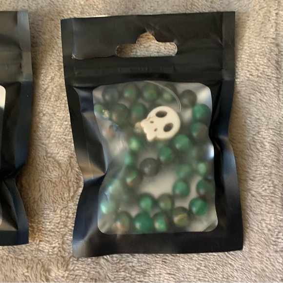 Assorted Bead Collection for Crafting - Picture 12 of 16